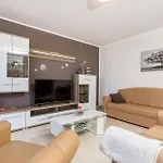 Cozy In With House Sea View Apartament Viskovo