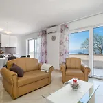 Apartament Cozy In With House Sea View Viskovo