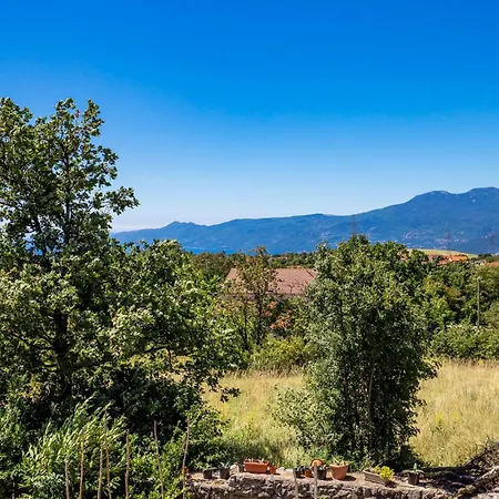 2 Bedroom Lovely In *