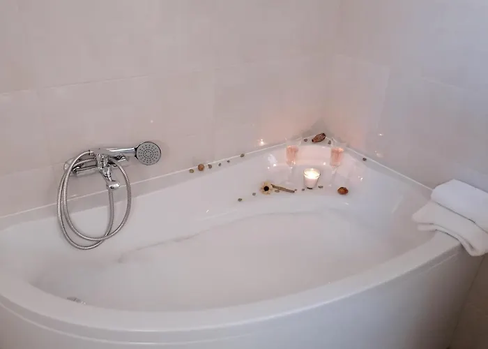 2 Bedroom Lovely In * Viskovo